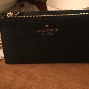 New w/o tags Kate Spade black mini wallet